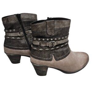 Remonte Servas Studded boots with faux snakeskin